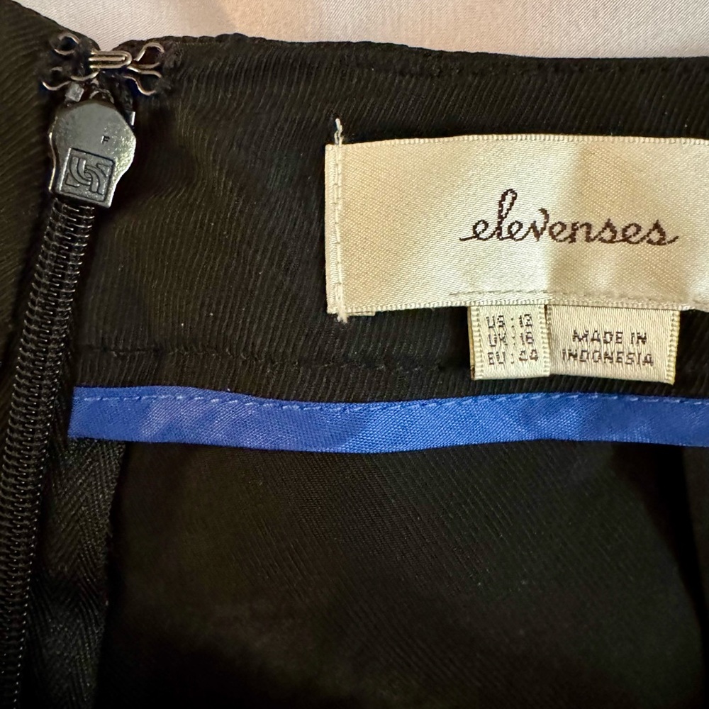 Elevenses by Anthropologie Black Waterfall Ruffle Pants with Side Slits Size 12 - Picture 11 of 16